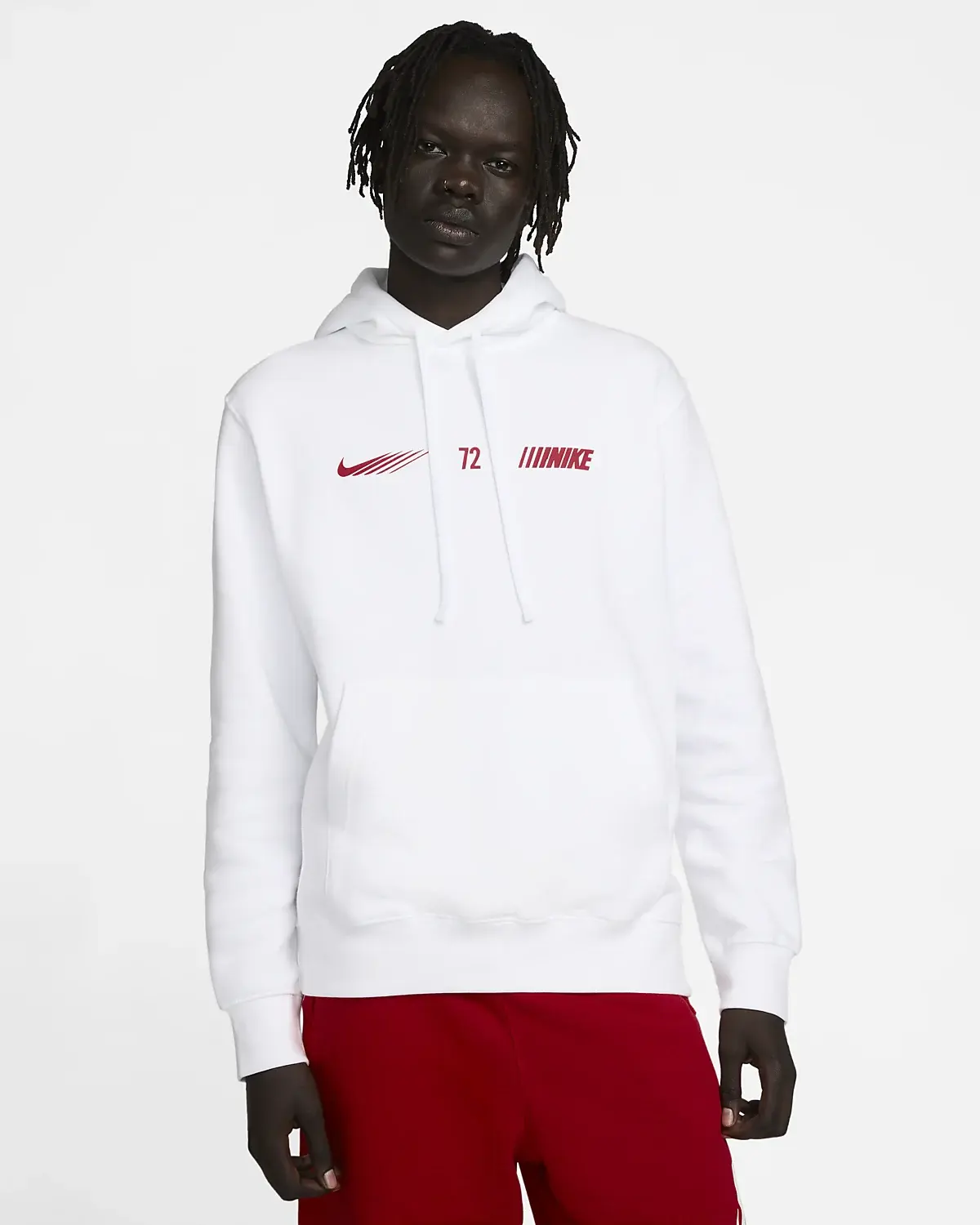 Nike Sportswear Standard Issue. 1