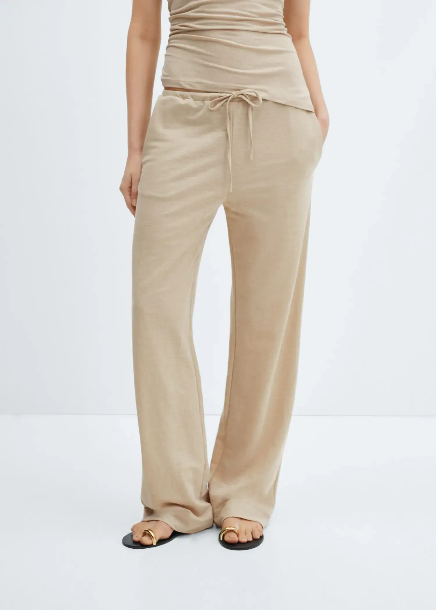Mango Wideleg trousers with elastic waist. 1
