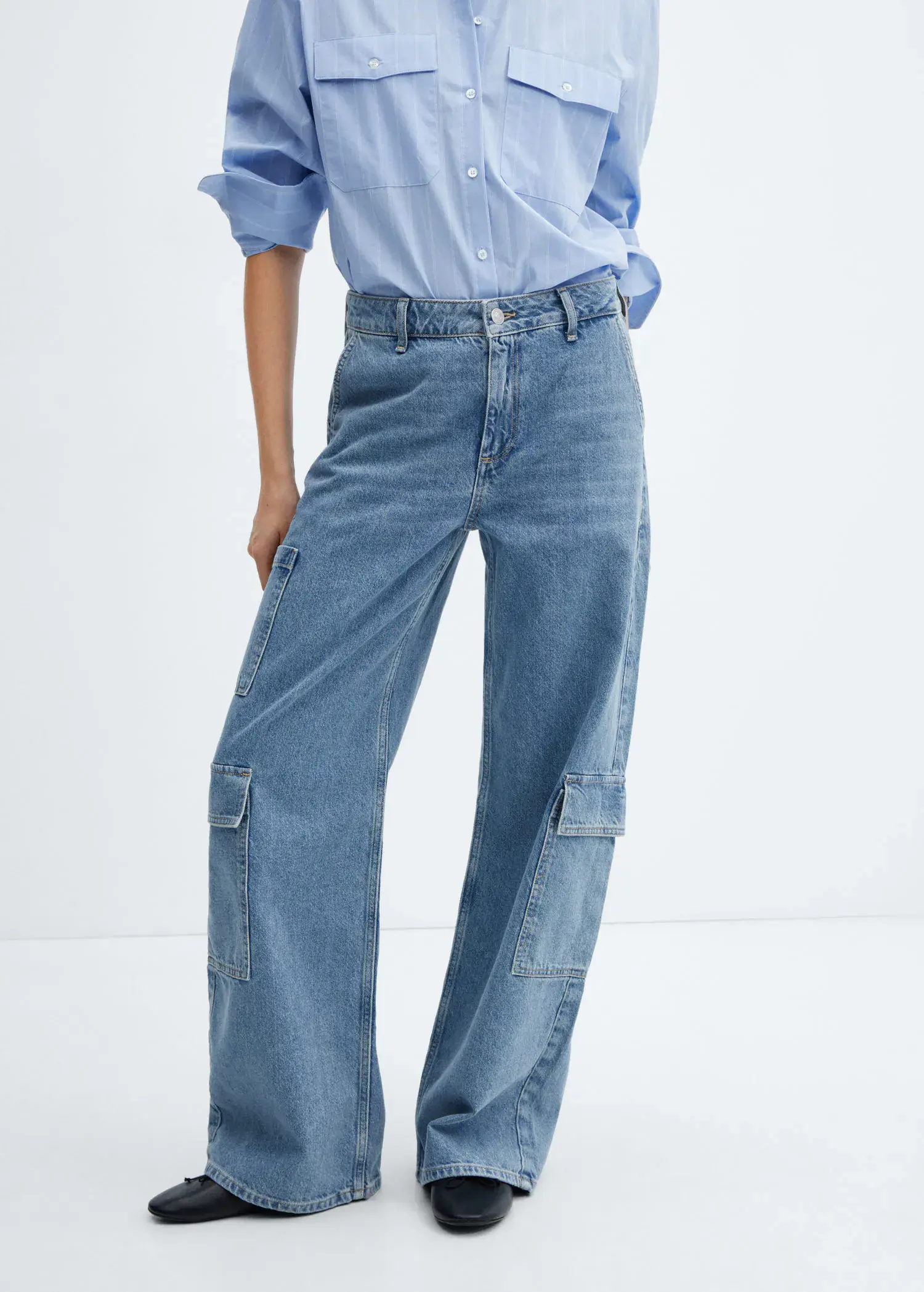 Mango Loose-Cargo-Jeans mit Taschen. 2