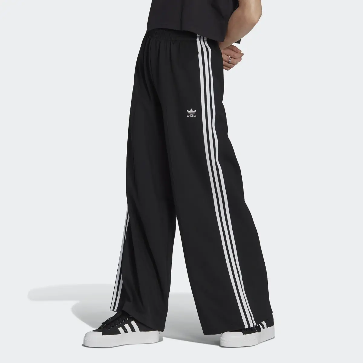 Adidas adicolor Classics Wide Leg Hose. 1