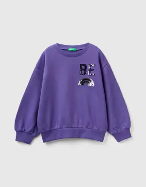 sweatshirt with reversible sequins