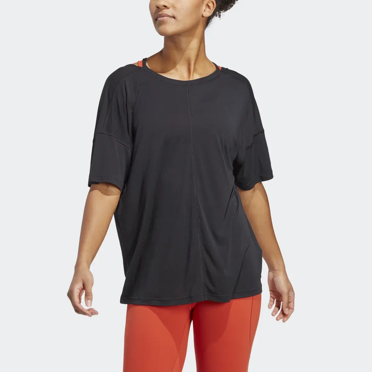 Adidas Playera Yoga Studio Oversized. 1