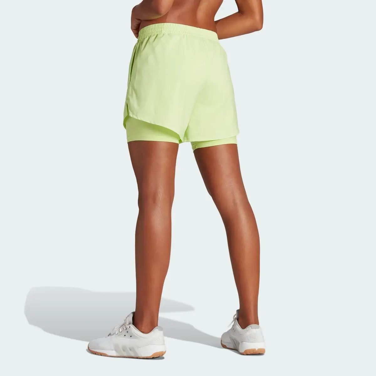 Adidas Short deux en un AEROREADY Made for Training Minimal. 2