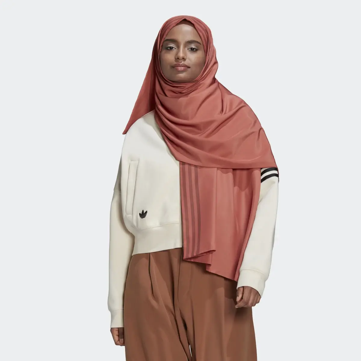 Adidas Hijab. 2