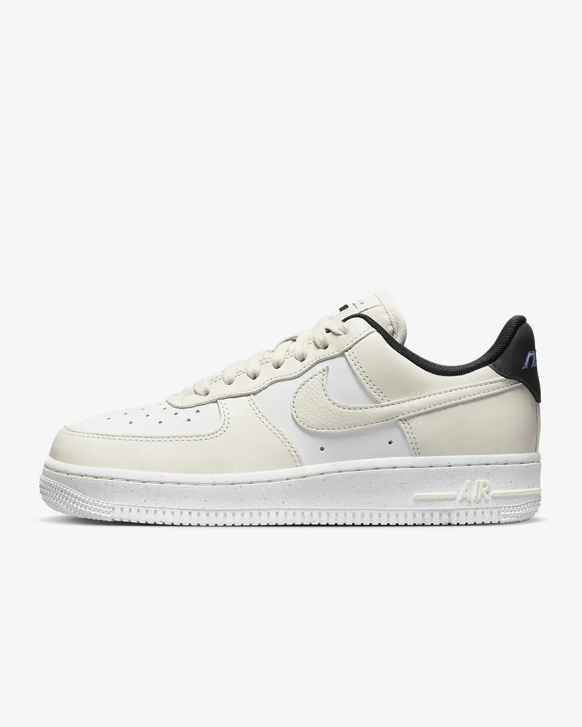 Nike Air Force 1 '07 LX. 1