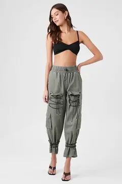 Forever 21 Forever 21 Drawstring Cargo Denim Joggers Olive. 2 Forever 21 Forever 21 Drawstring Cargo Denim Joggers Olive. 2