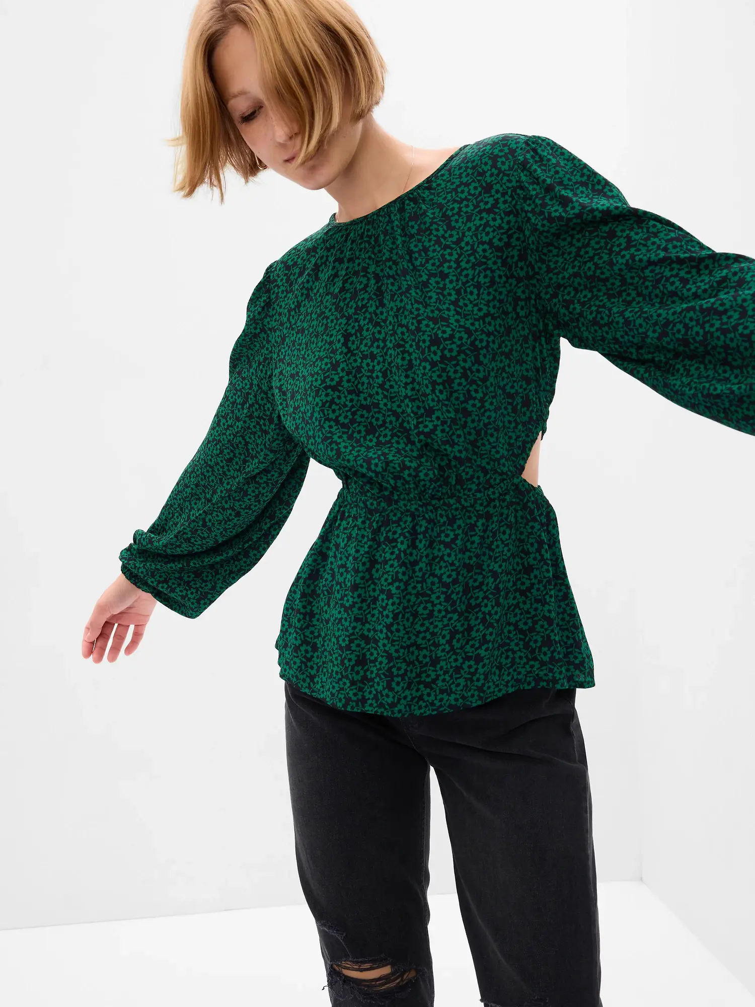 Gap Peplum Cutout Top green. 1