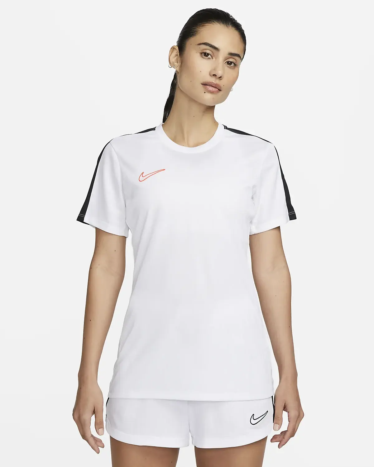 Nike Dri-FIT Academy. 1