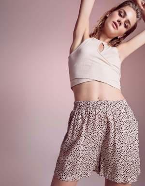 Defacto Regular Fit Leopar Desenli Cepli Viskon Şort. 2 Defacto Regular Fit Leopar Desenli Cepli Viskon Şort. 2