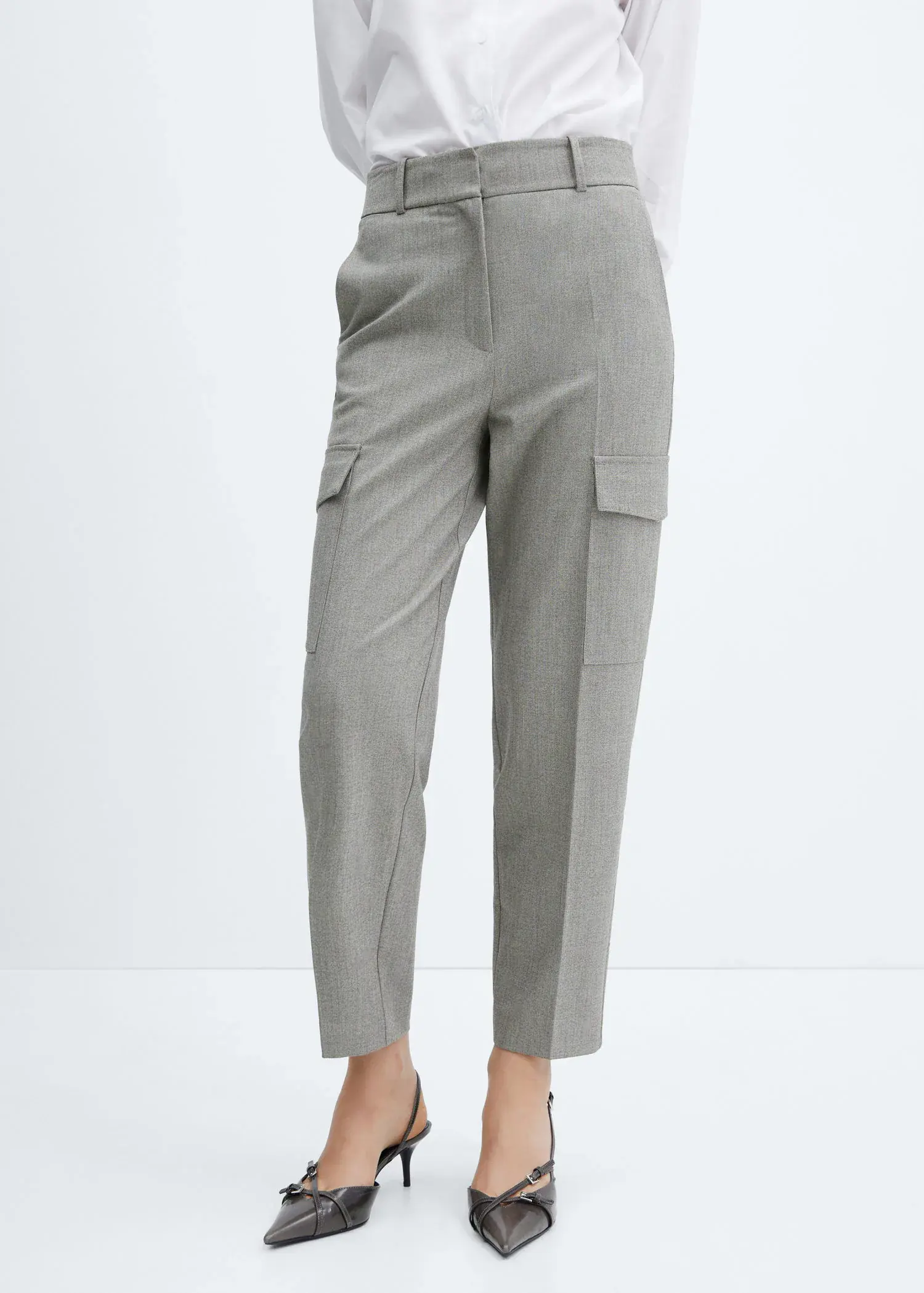 Mango Suit trousers with side pockets. 1
