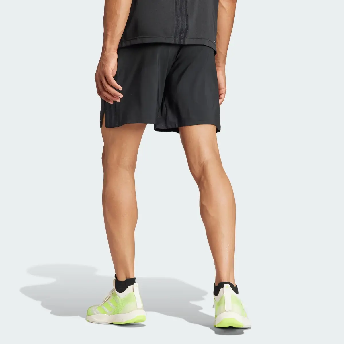 Adidas Shorts HIIT Workout 3 Franjas. 2