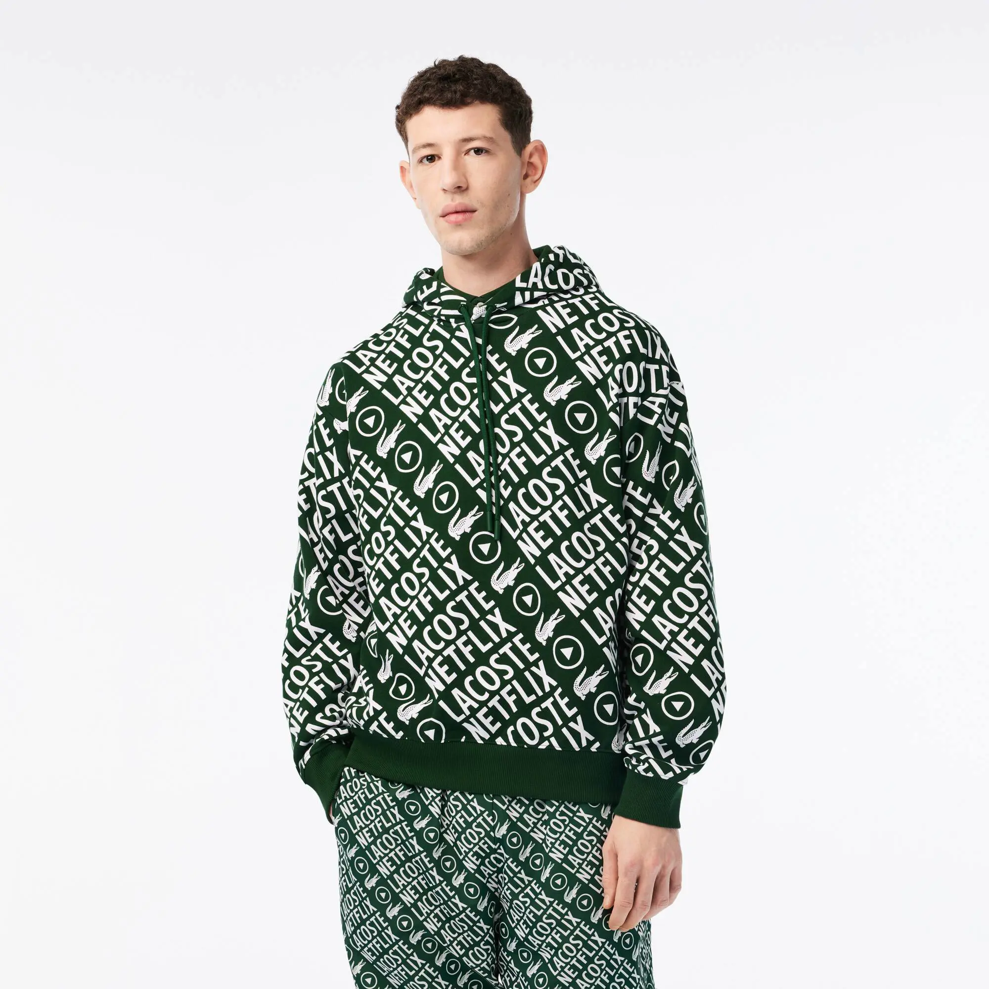 Lacoste Sweatshirt homme Lacoste x Netflix loose fit en coton biologique. 1