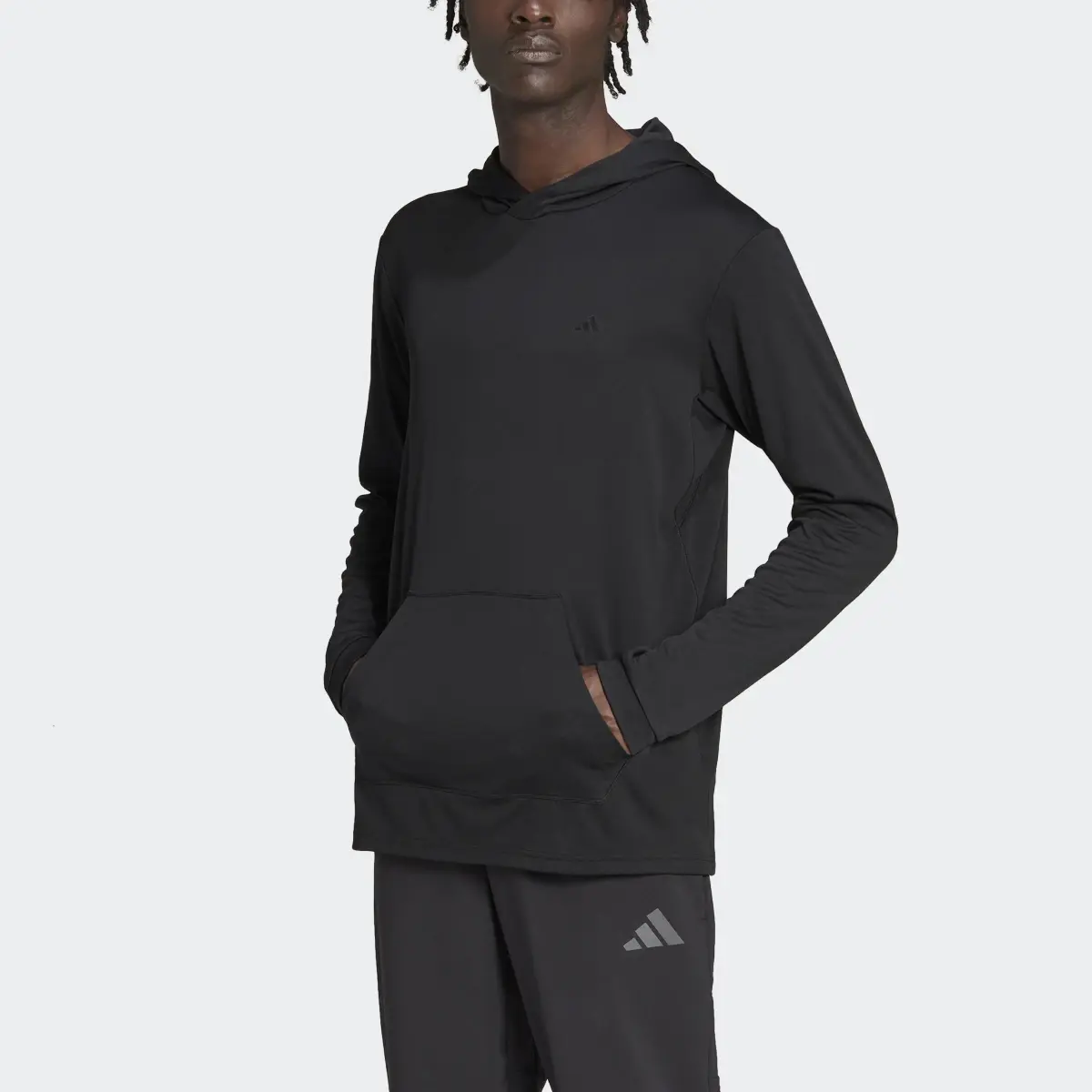 Adidas Sweat-shirt à capuche manches longues Train Essentials Made to be Remade Training. 1
