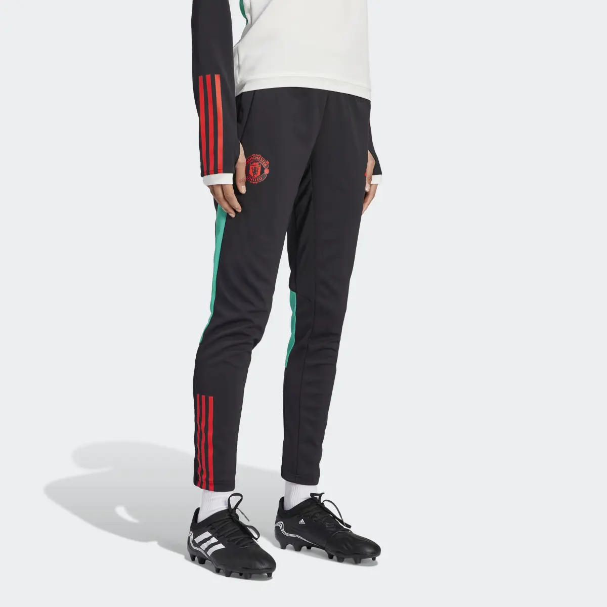 Adidas Manchester United Tiro 23 Training Pants. 1