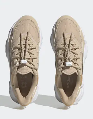 Adidas OZWEEGO Shoes. 3 Adidas OZWEEGO Shoes. 3