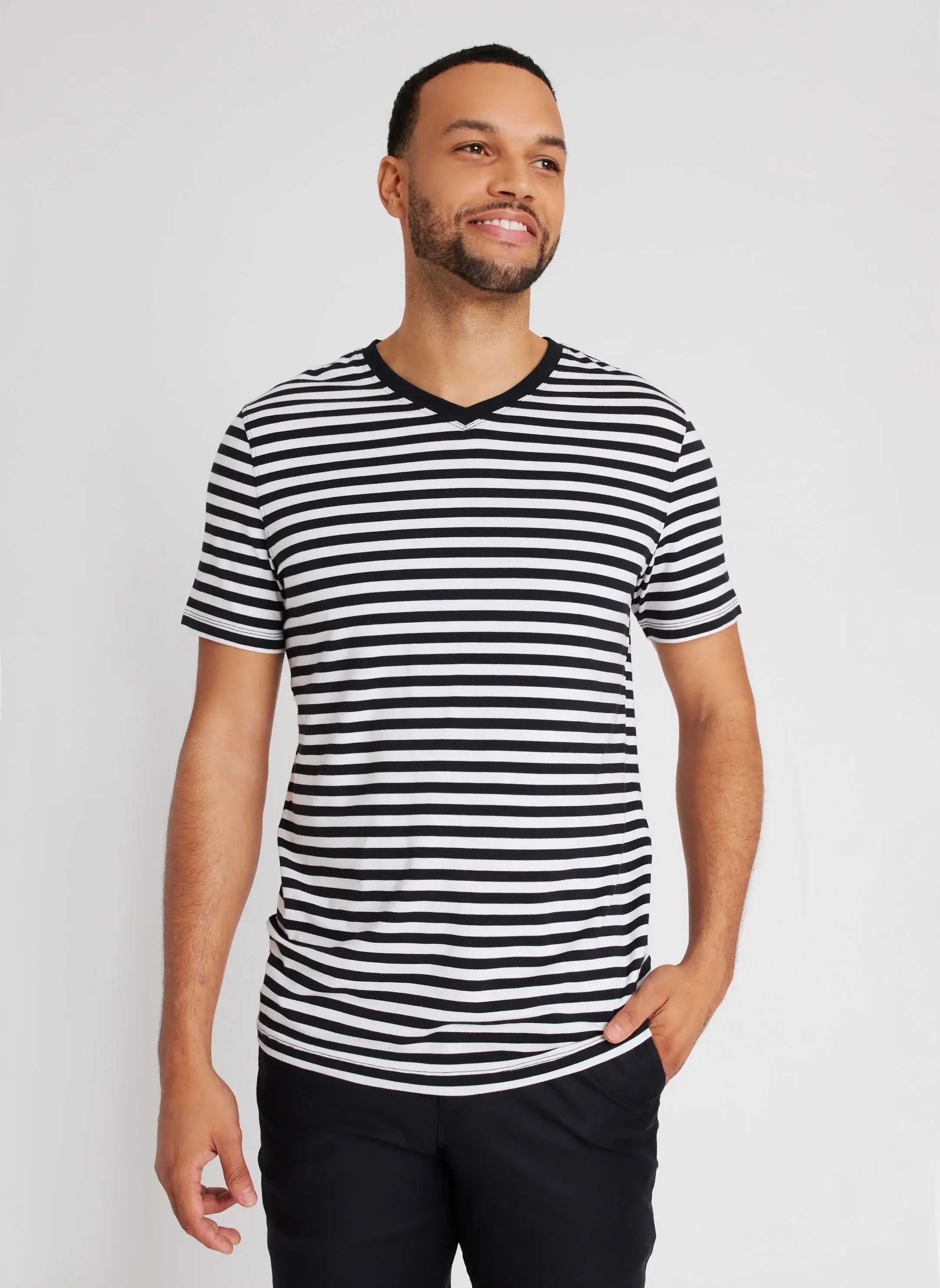 Kit And Ace Ace Pima V-Neck Tee. 1