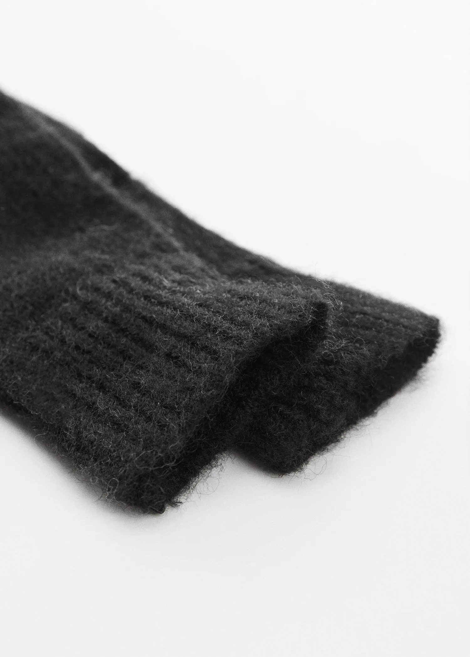Mango Ribbed knit gloves. 2