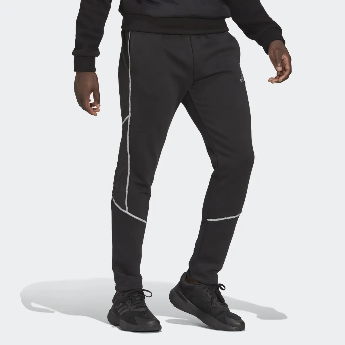Adidas Calças em Fleece Essentials. 3