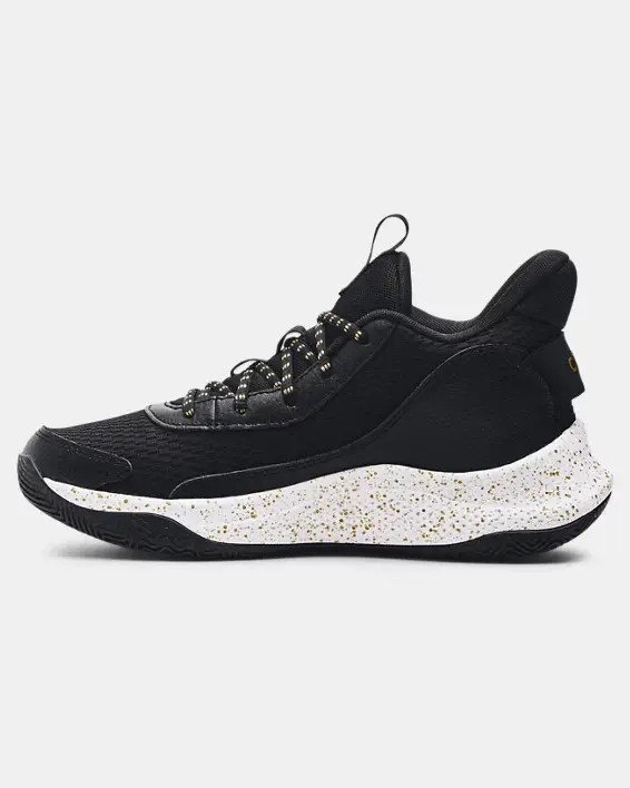 Under Armour Unisex Curry 3Z7 Basketball Shoes. 2