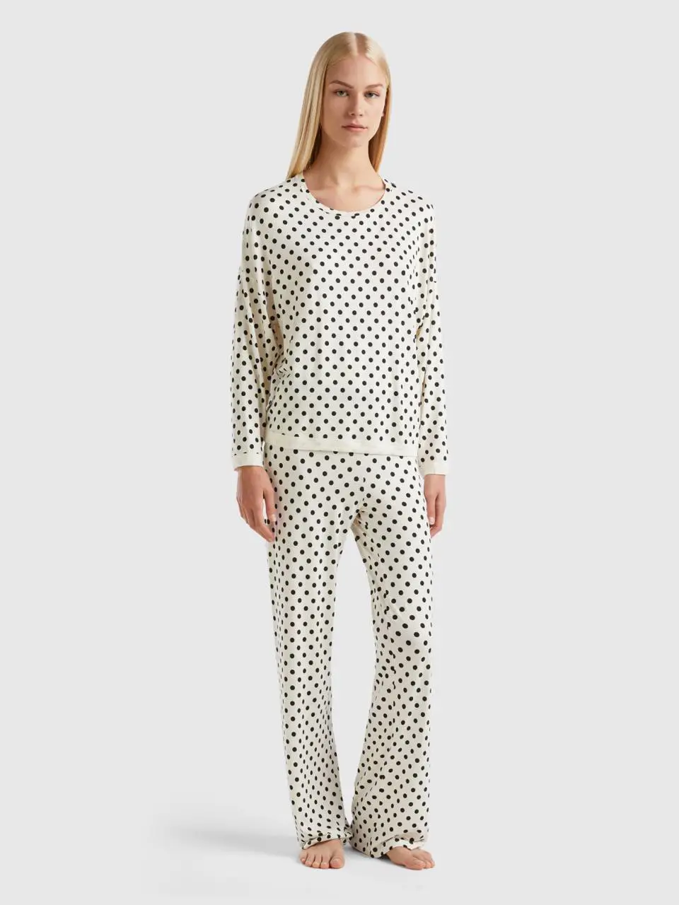 Benetton long polka dot pyjamas. 1
