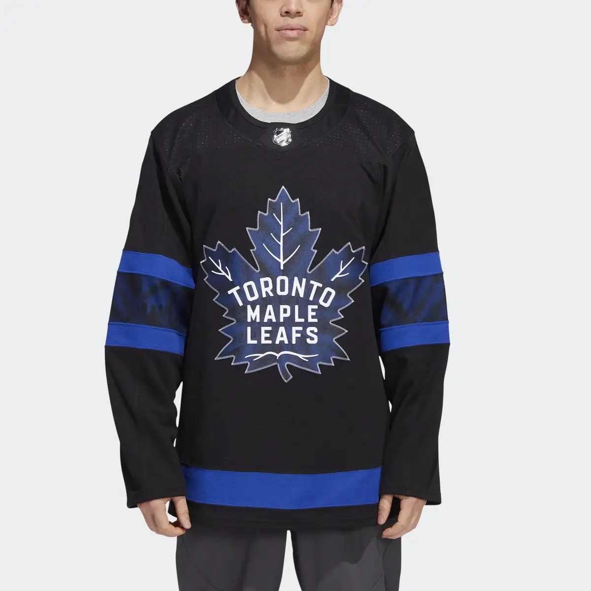 Adidas Authentic Reversible Toronto Maple Leafs x drew house Alternate Jersey. 2