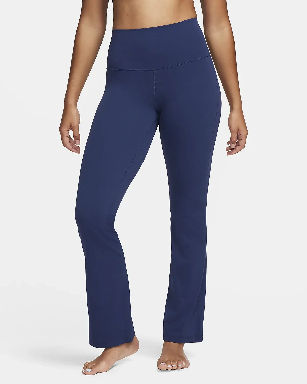 Nike Yoga Dri-FIT Luxe. 1