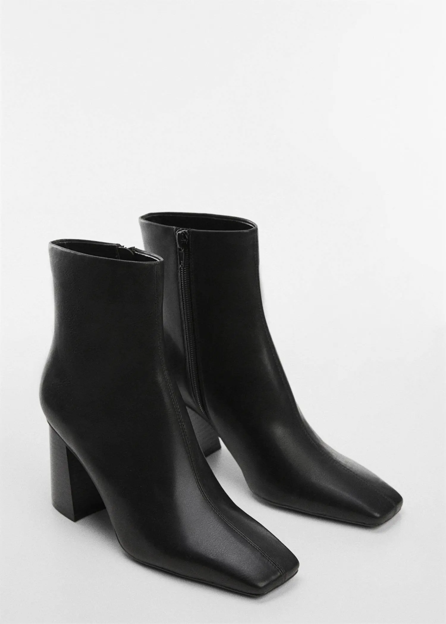 Mango Ankle boots with square toe heel. 2