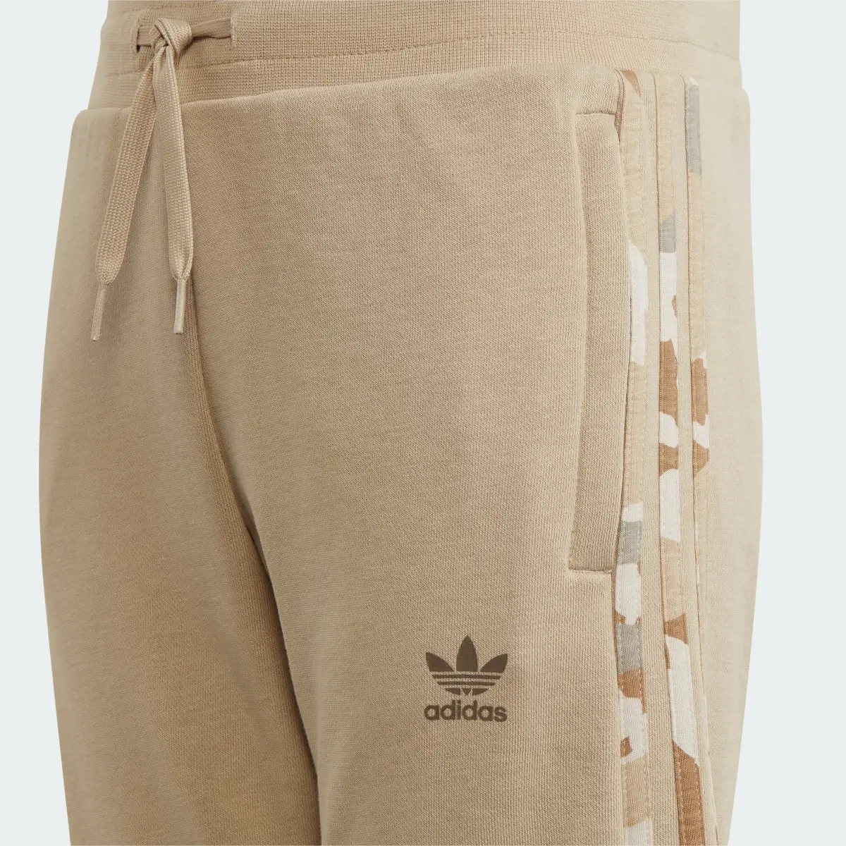 Adidas Camo Shorts. 3