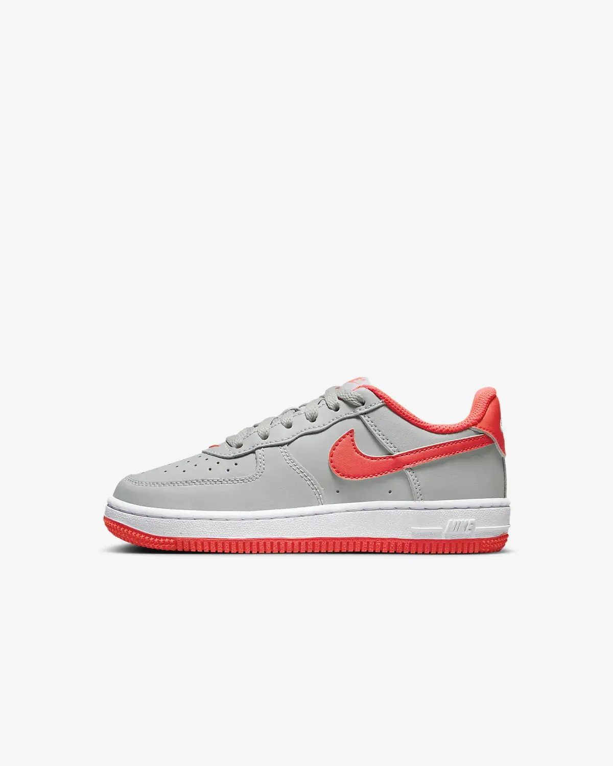 Nike Force 1. 1