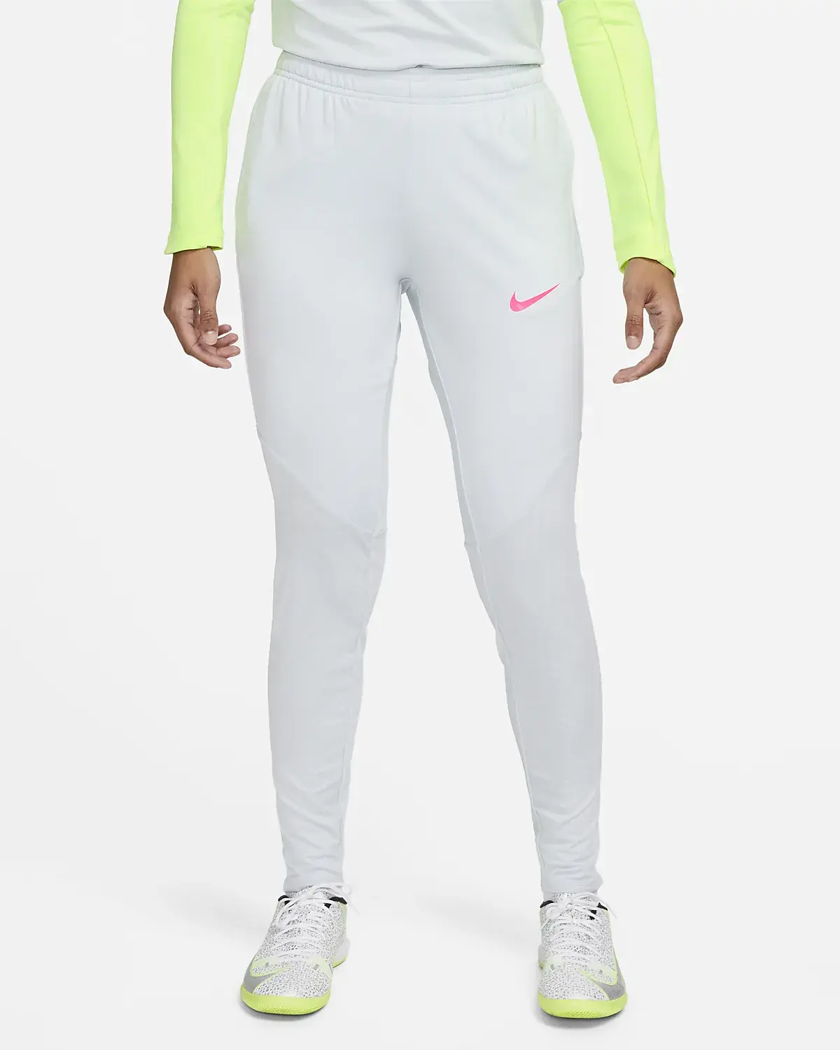 Nike Dri-FIT Strike. 1