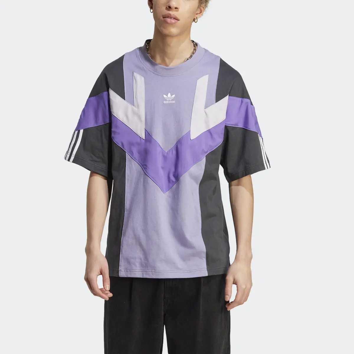 Adidas Rekive Tee. 1