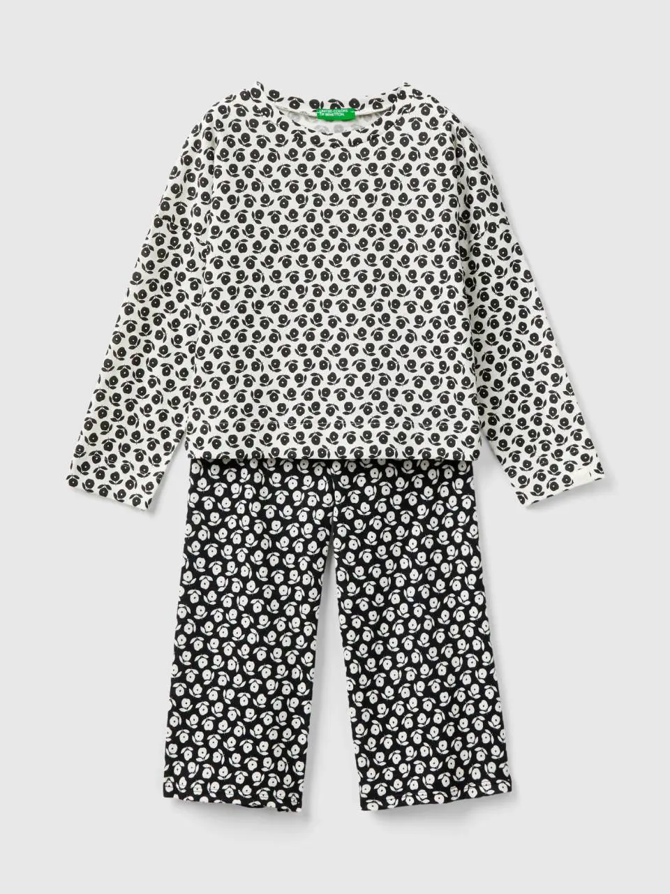 Benetton floral pyjamas in warm cotton. 1