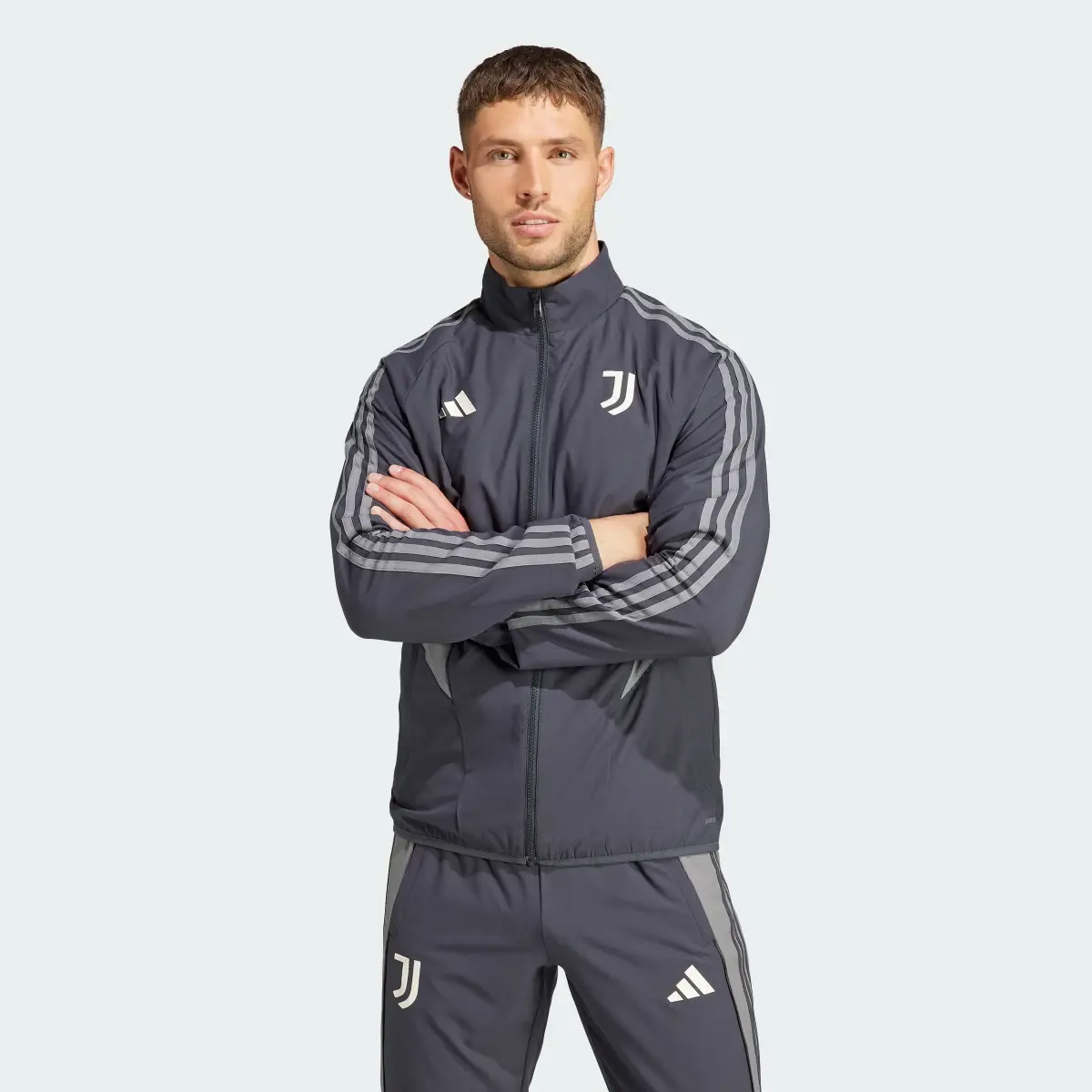 Adidas Juventus Anthem Jacket. 2