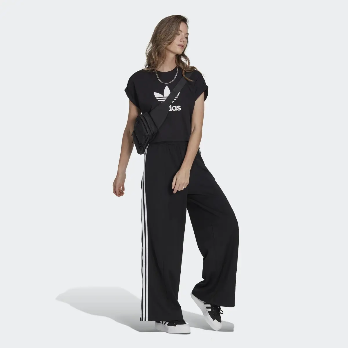 Adidas Adicolor Classics Wide Leg Pants. 3