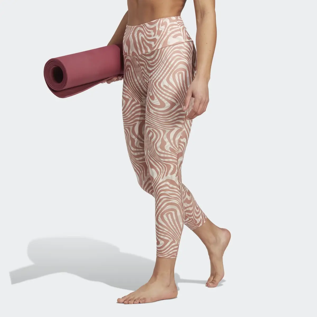 Adidas Yoga Essentials Printed 7/8 Leggings. 1