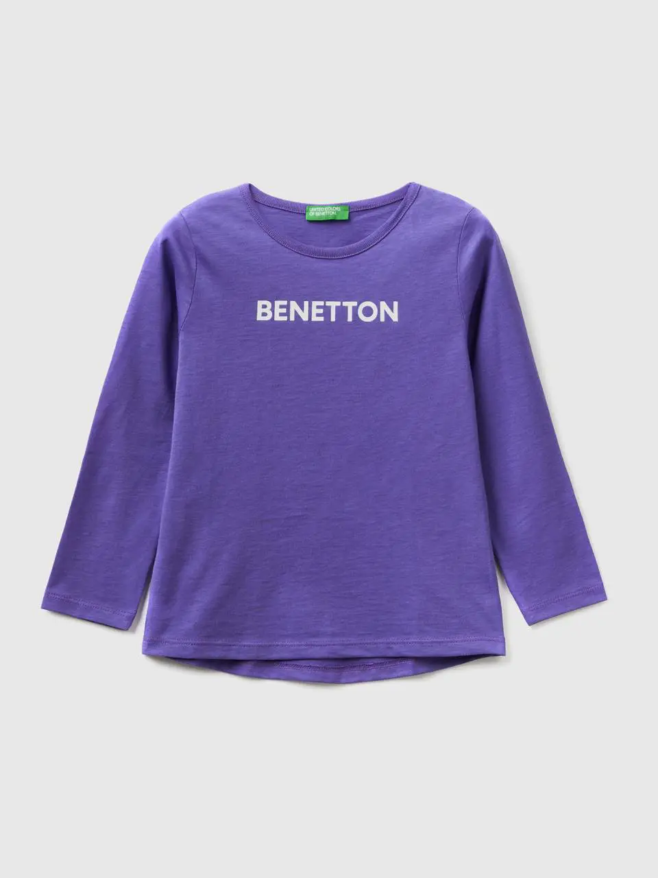 Benetton 100% cotton t-shirt with logo. 1