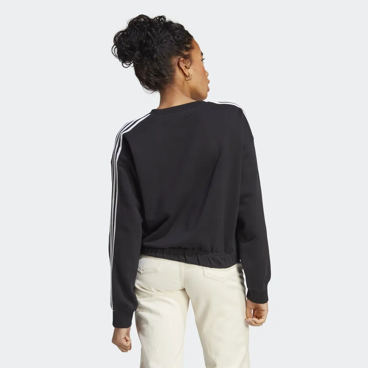 Adidas Essentials 3-Streifen Crop Sweatshirt. 3