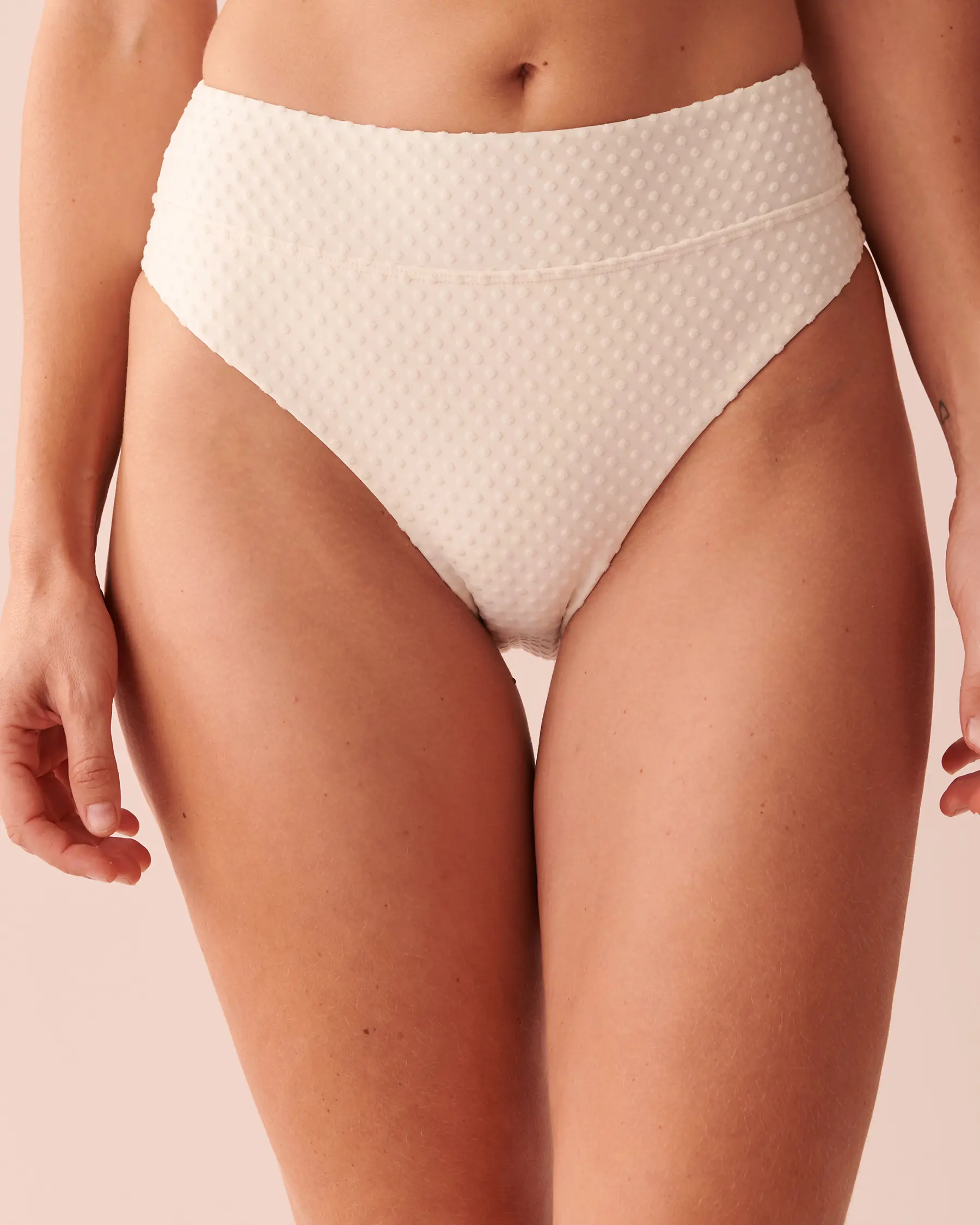 La Vie en Rose TEXTURED High Leg Bikini Bottom. 1