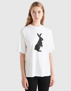 t-shirt with bunny print