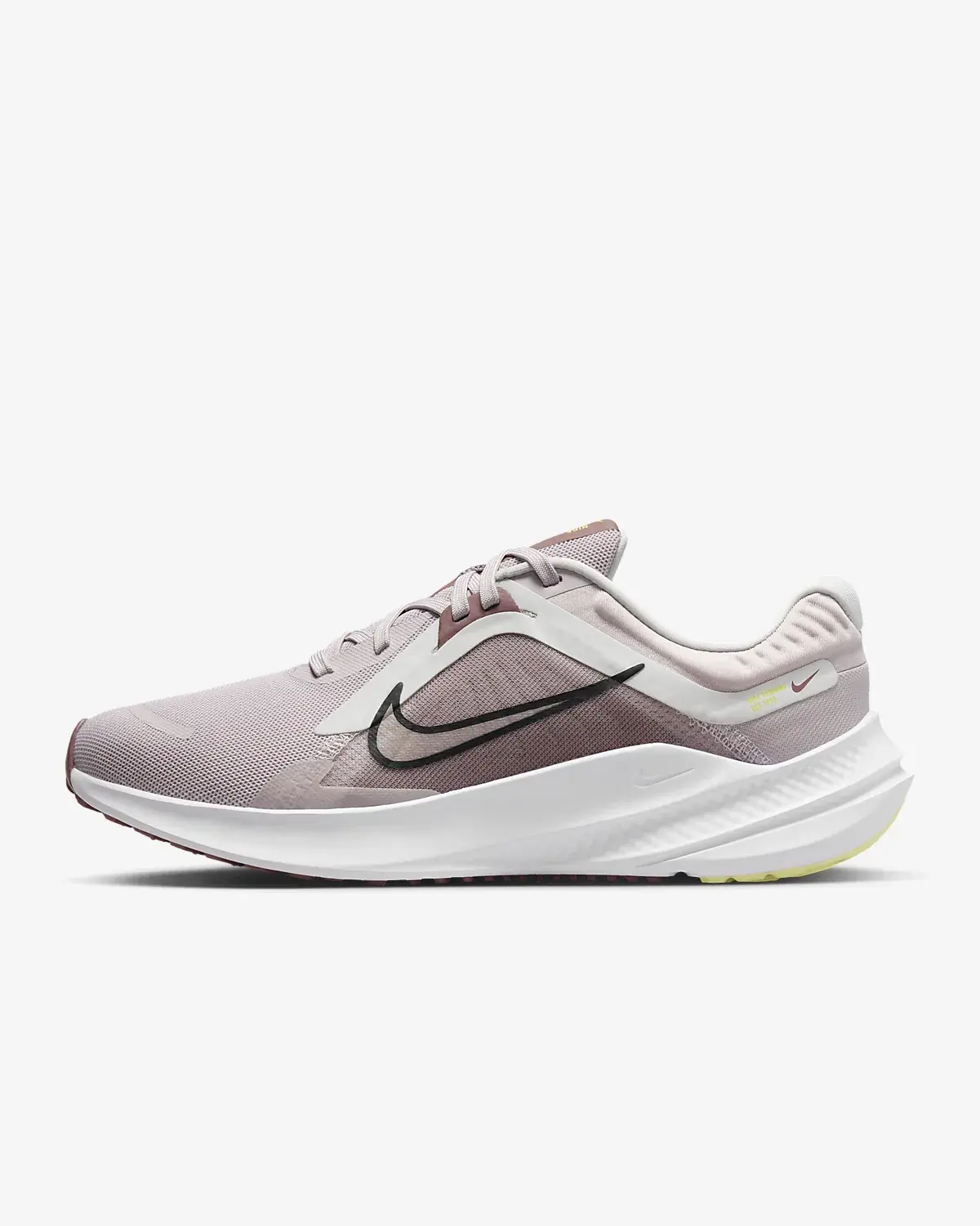 Nike Quest 5. 1