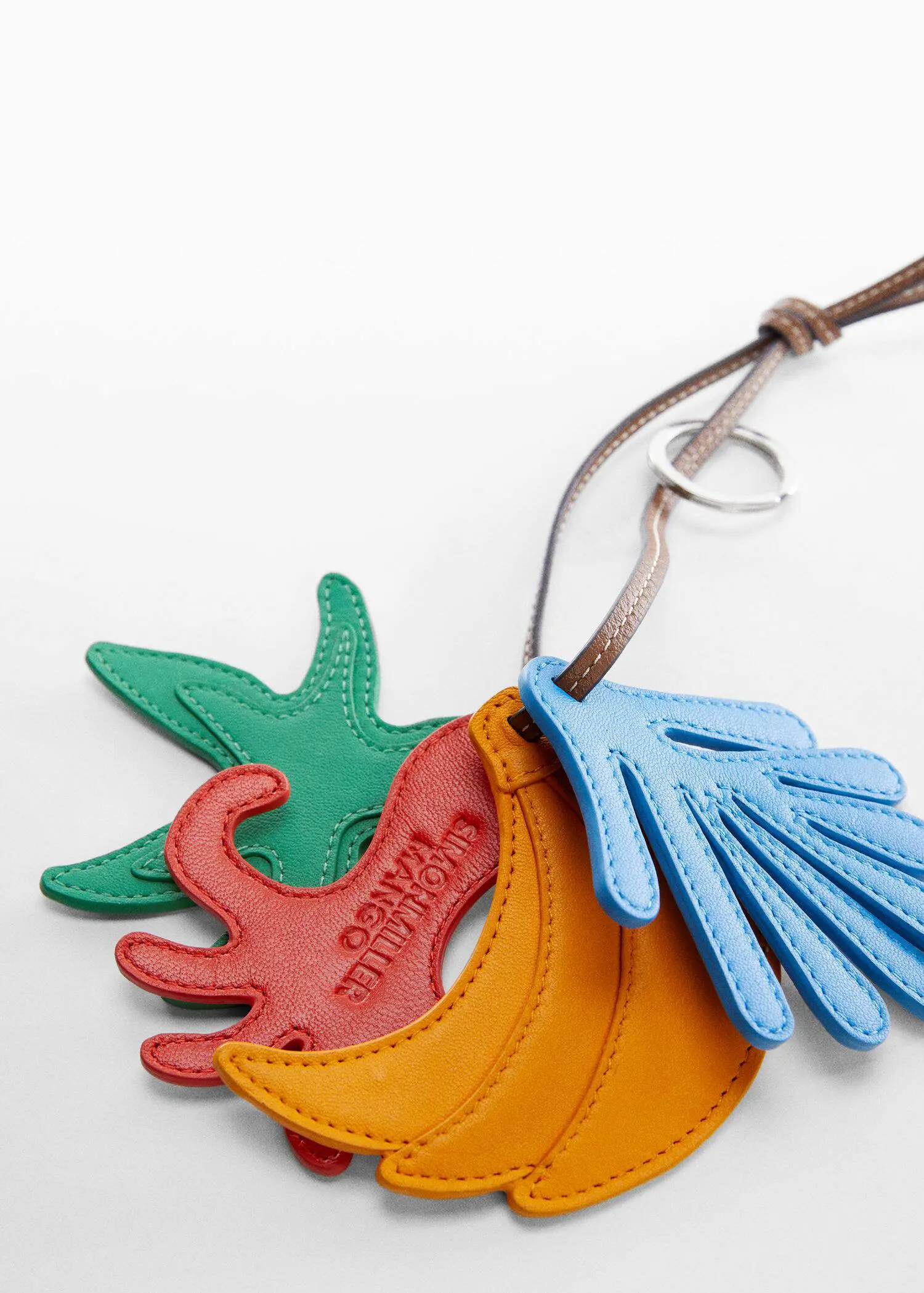 Mango Combined leather keychain. 3