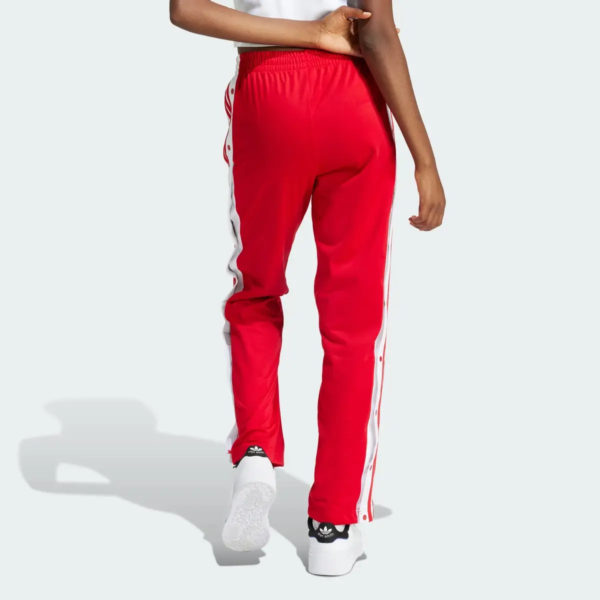 Adidas Pantaloni adibreak. 2