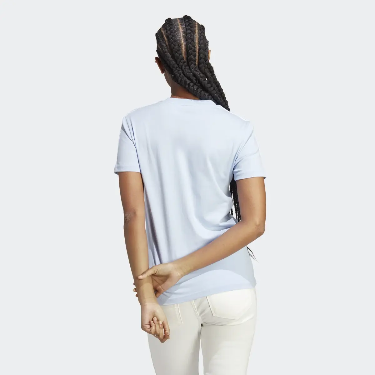 Adidas LOUNGEWEAR Essentials Slim 3-Streifen T-Shirt. 3