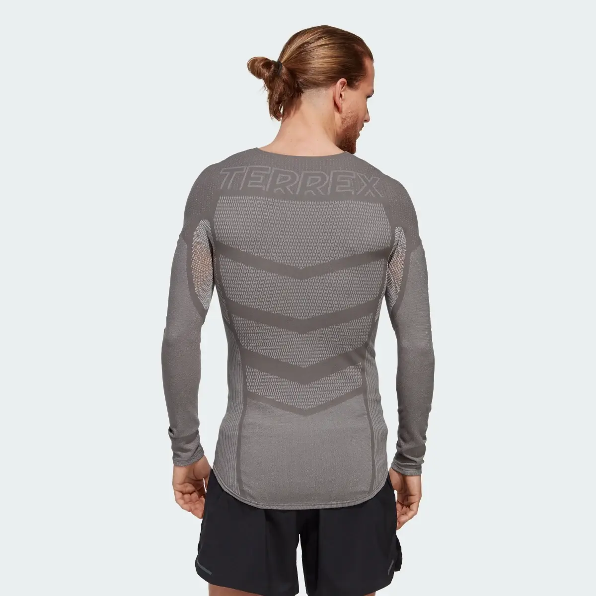 Adidas Terrex DRYNAMO™ Long Sleeve Baselayer Tee. 3