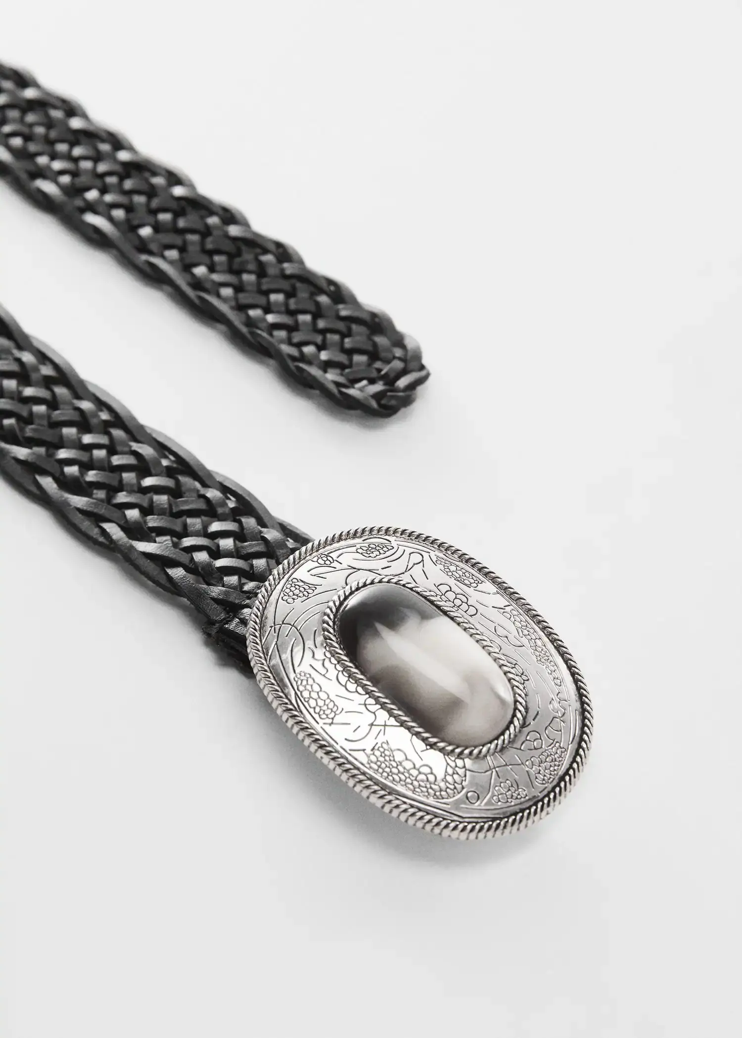 Mango Engraved buckle leather belt. 2