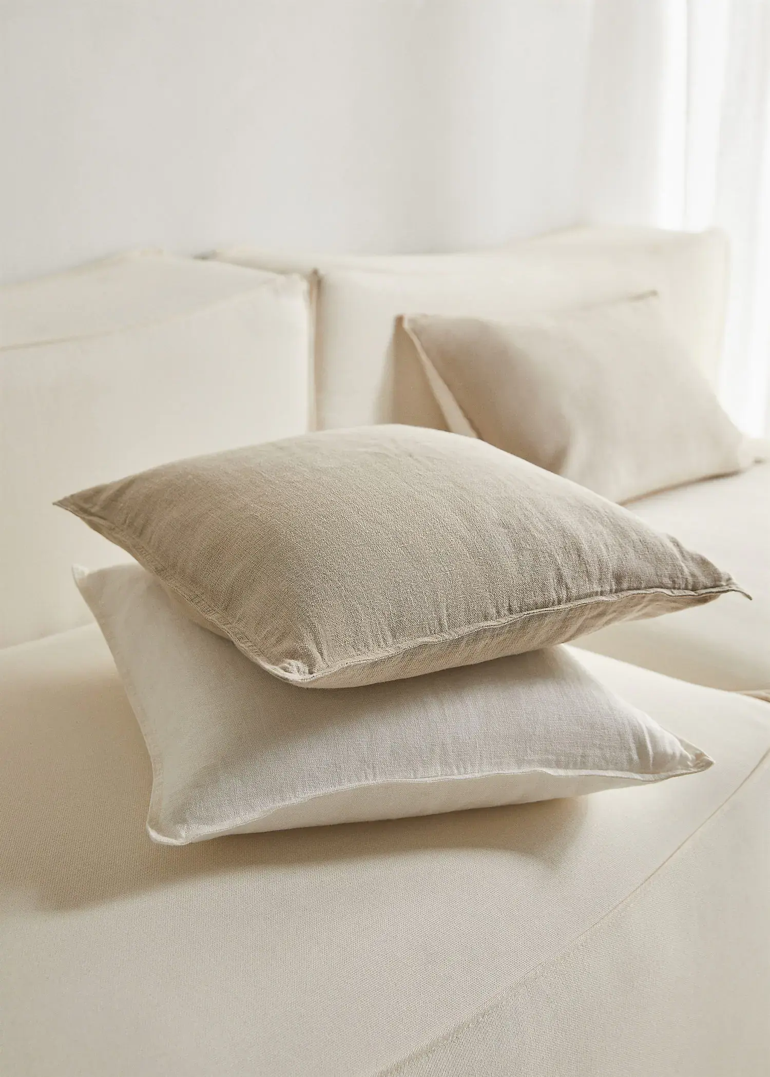 Mango 100% linen cushion case 45x45cm. 2