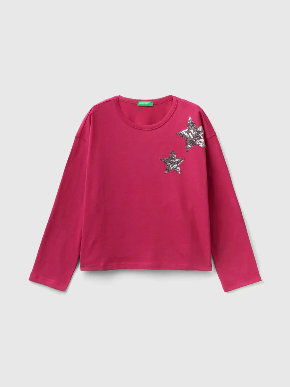 Benetton t-shirt with print and sequins. 1