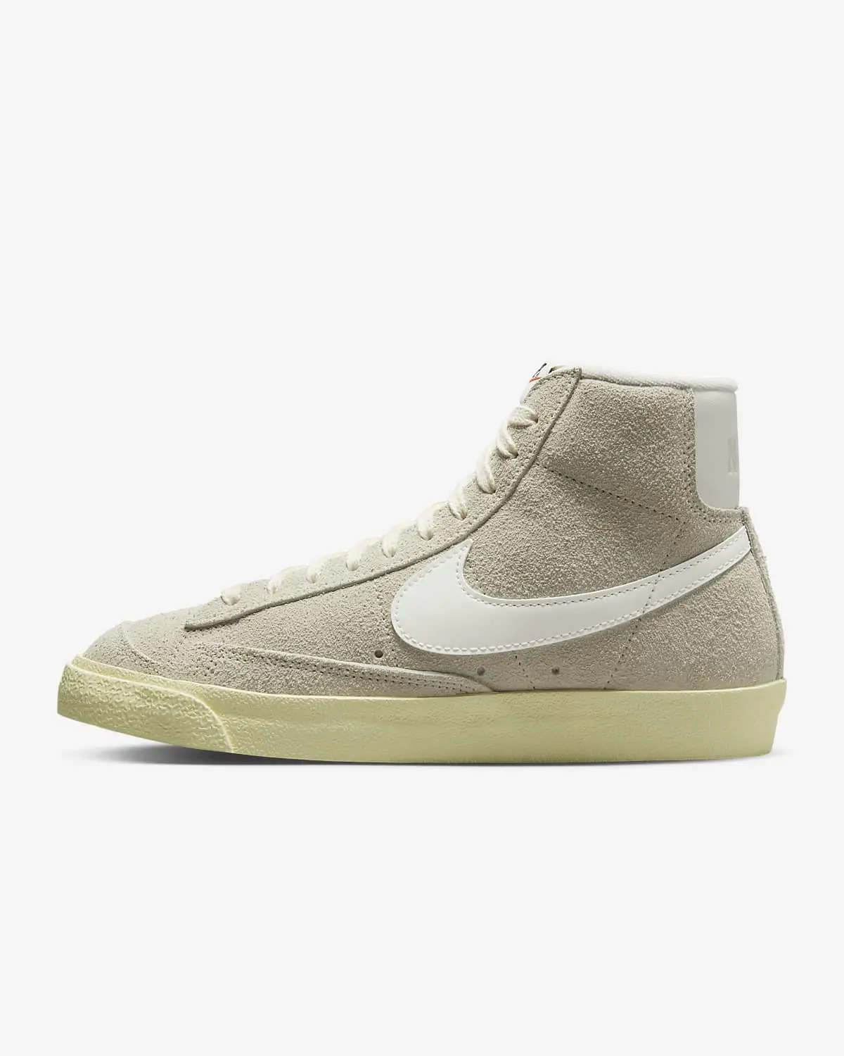 Nike Blazer Mid '77 Vintage. 1