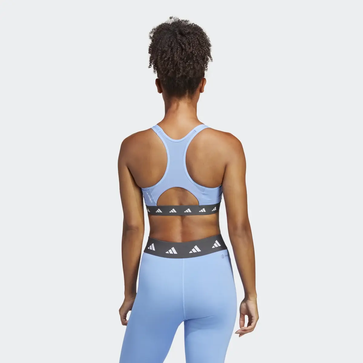 Adidas Powerreact Training Medium-Support Techfit Bra. 3