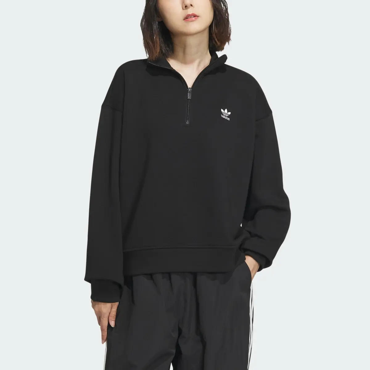 Adidas Sweat-shirt 1/2 zip Essentials. 1